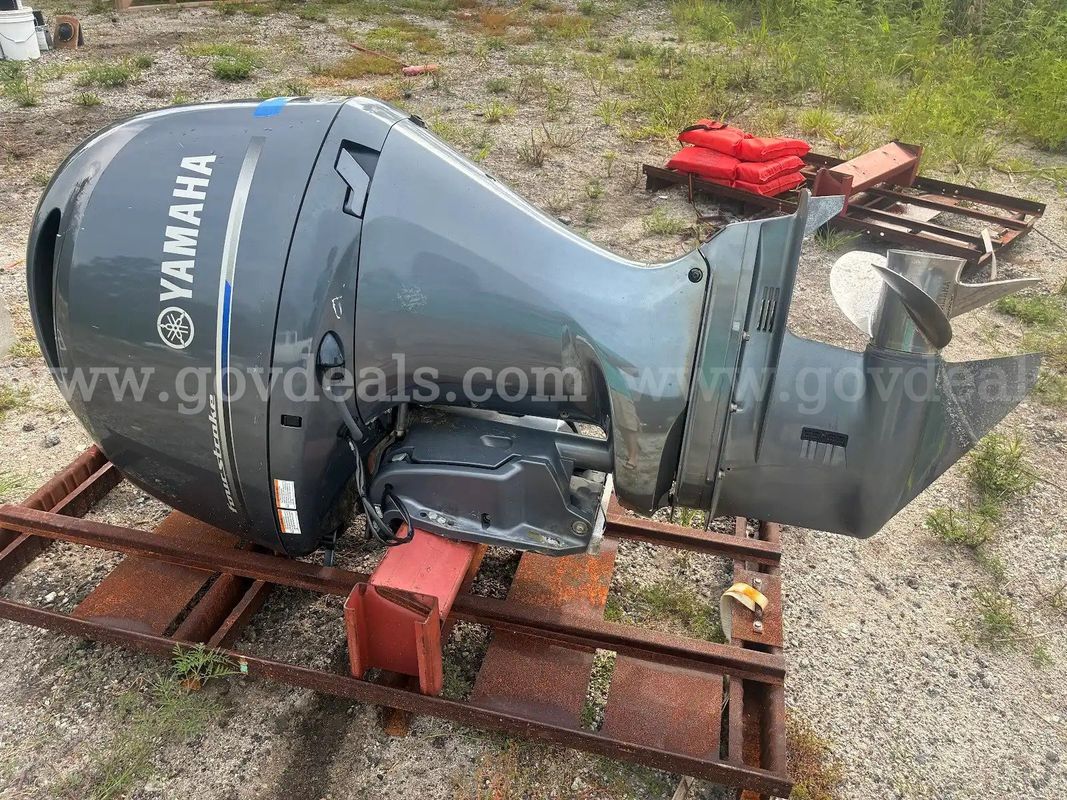 2018 Yamaha 150 HP Outboard Engine – 2,422 Hours – Engine Only – No Controls or Prop