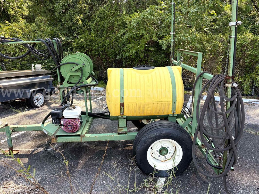 2010 Reddick Model 1520-17-13 Towable Trailer Sprayer - Unknown Condition