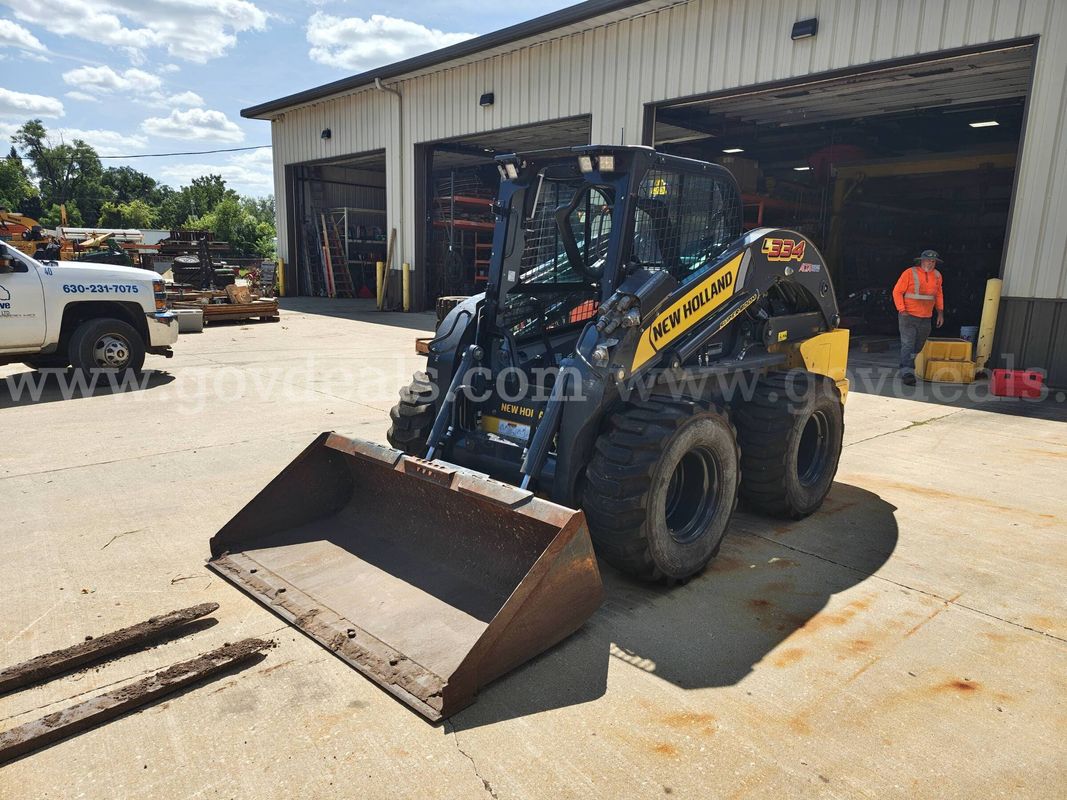 2024 New Holland L334 Skid Steer