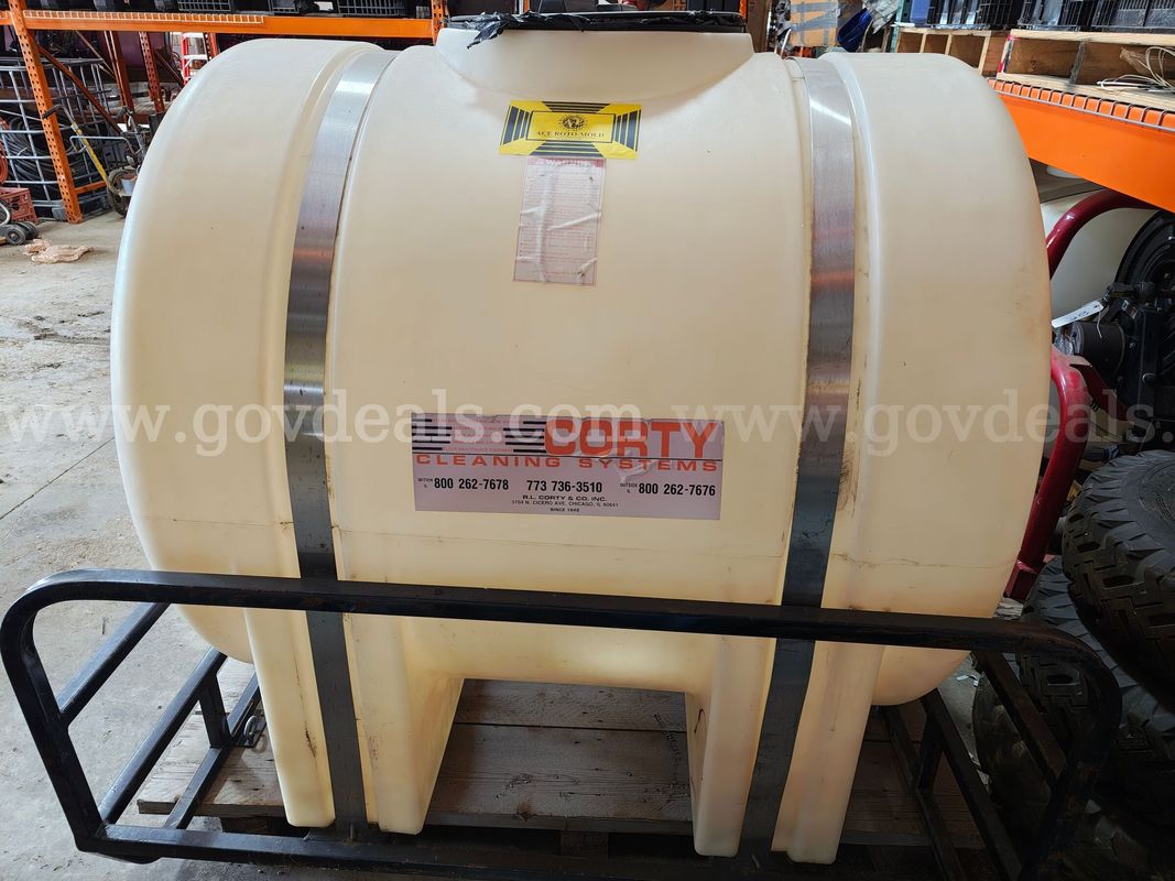 Corty Cleaning Systems 335 gal Skid Sprayer