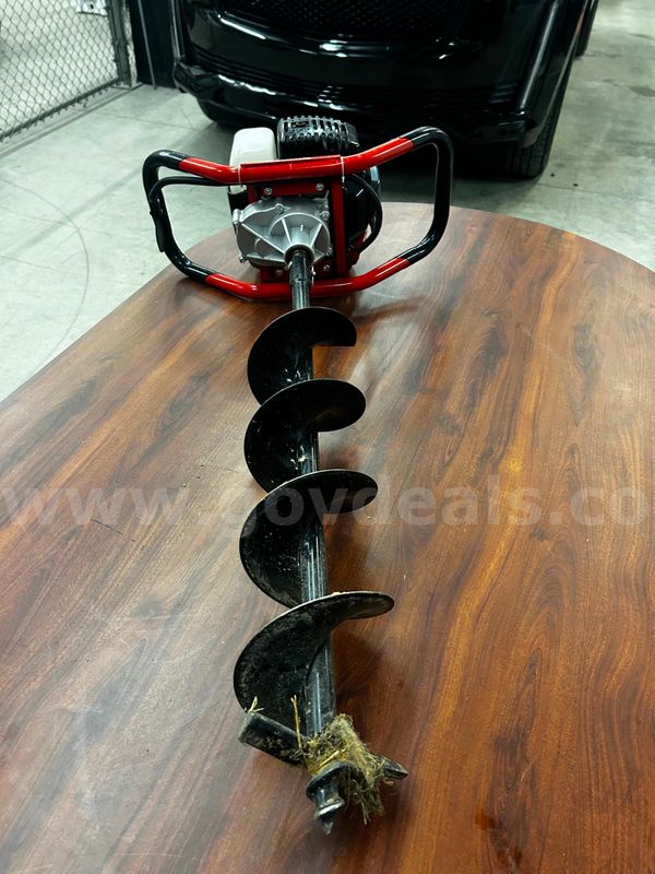 Gas-powered 32" auger