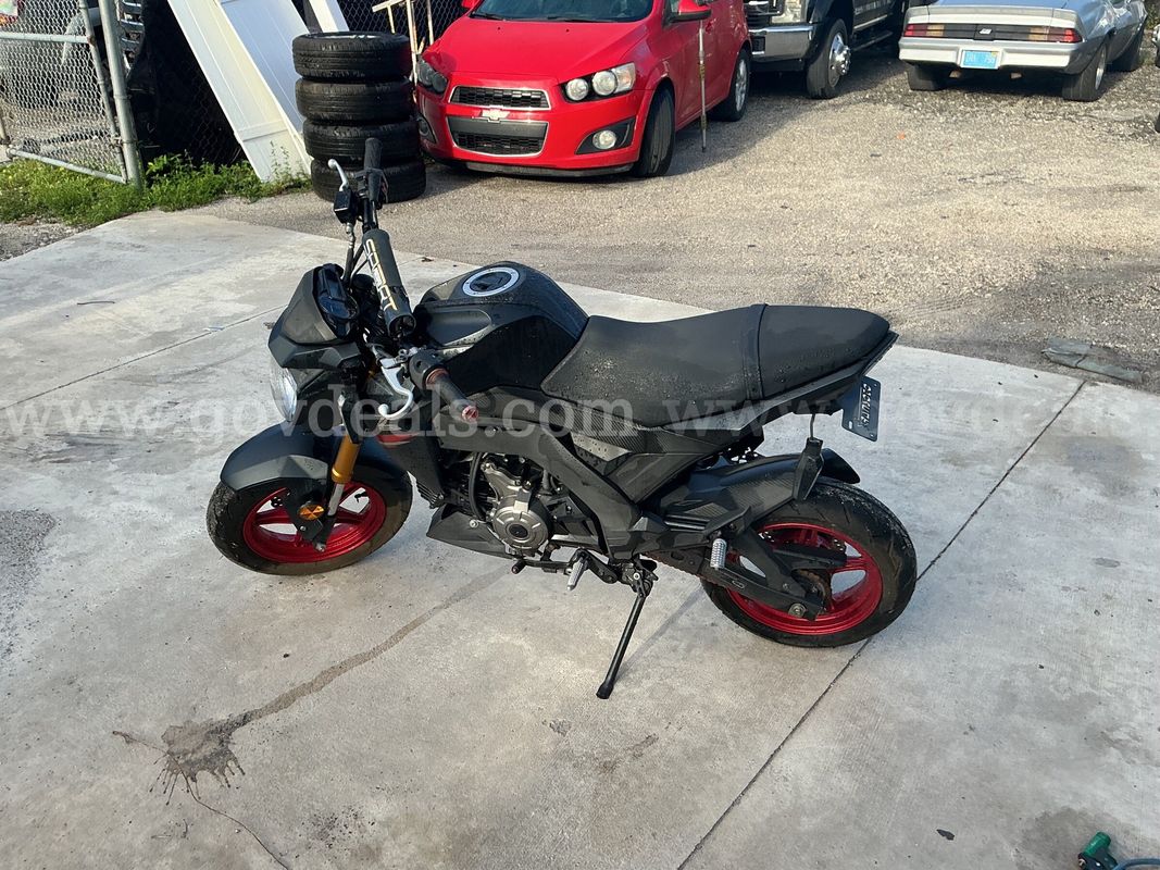 Kawasaki z125