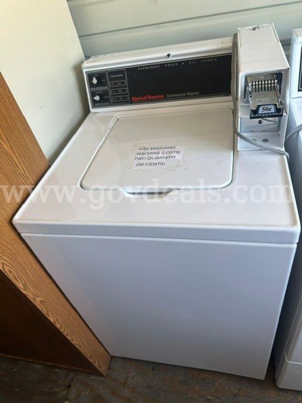 Speed Queen Commercial Washer - Few Dents and Scratches