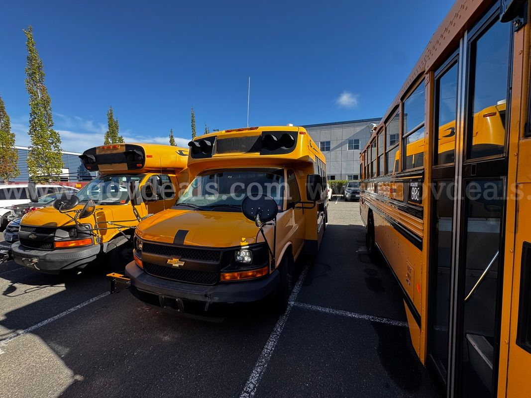 2014 Chevrolet Express Bluebird School Bus