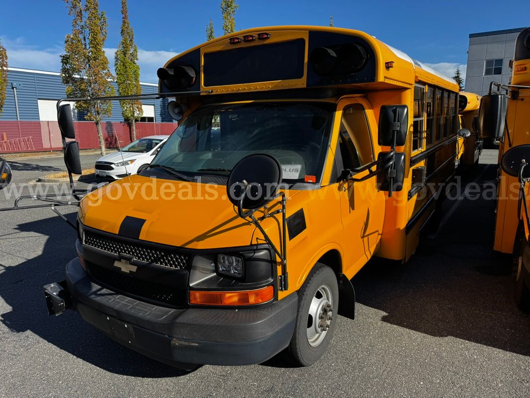 2010 Chevrolet Express Thomas Minotour School Bus