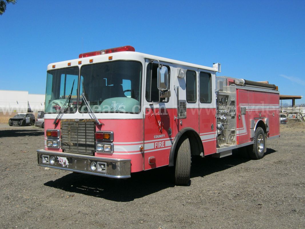 1999 HME Inc Fire Truck