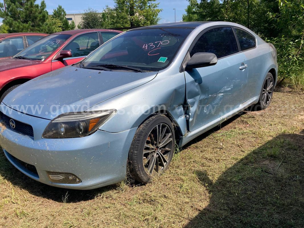 2005 Scion tC