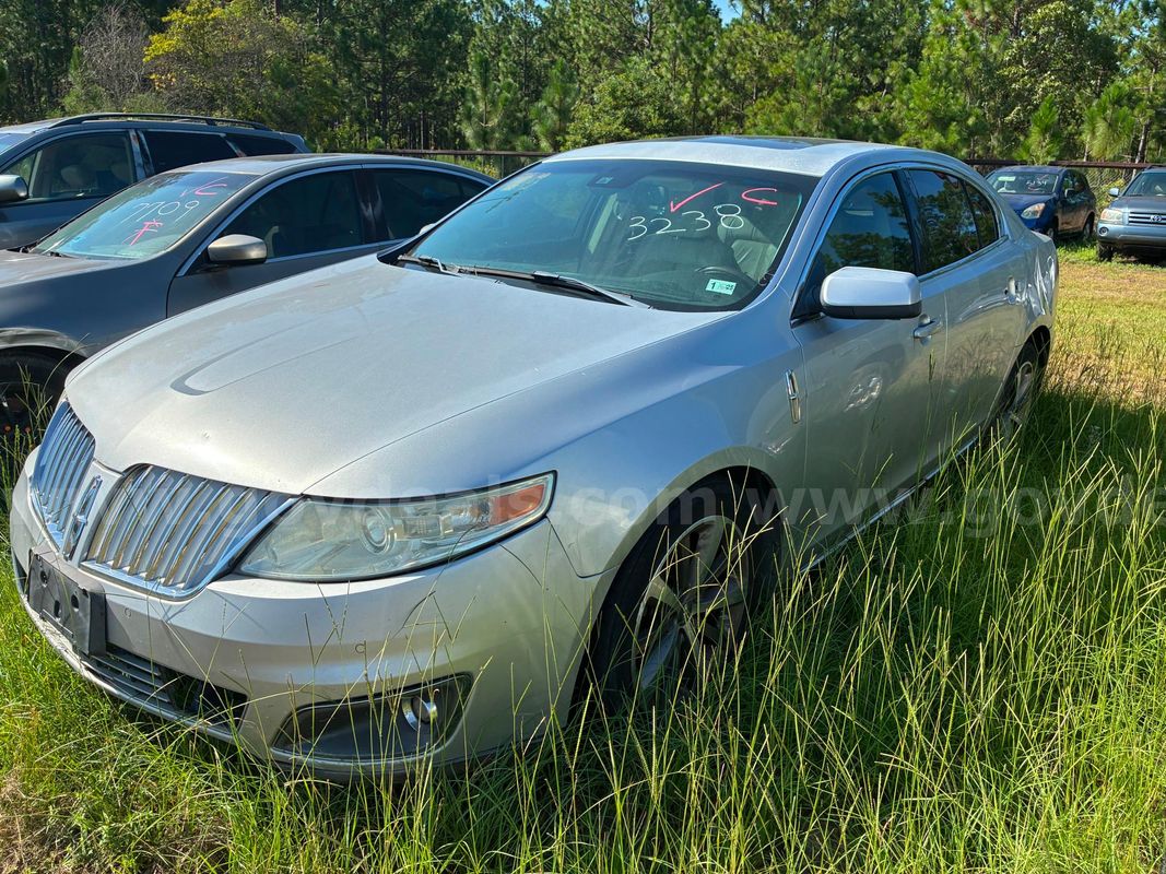 2009 Lincoln MKS