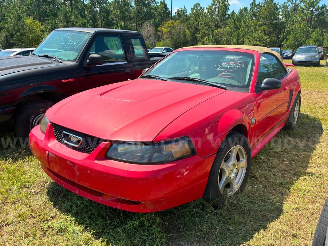 2004 Ford Mustang
