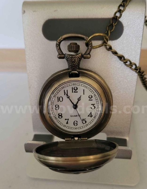 Route 66 Pocket Watch W/Chaine to Ship