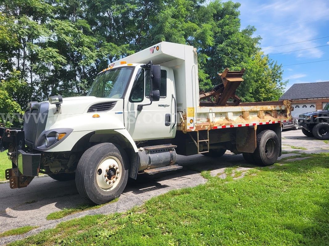 2008 International 7400 CONVENTIONAL CAB, 7.6L L6 DIESEL, Thiele Dump Body Viking 10 Foot Snow Plow