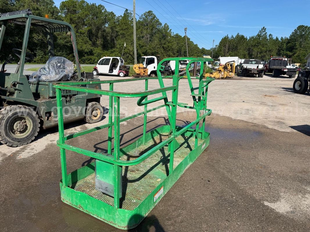 JLG basket 8ft X 35