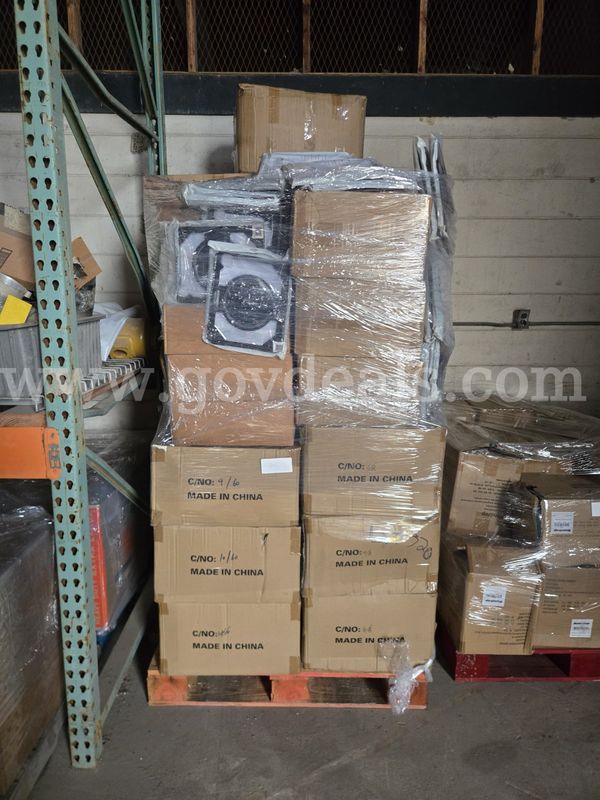 Warehouse Liquidation 1,000 Pieces New Assorted Ipad Cases With Velcro Strap 360 Rotation 1 Pallet