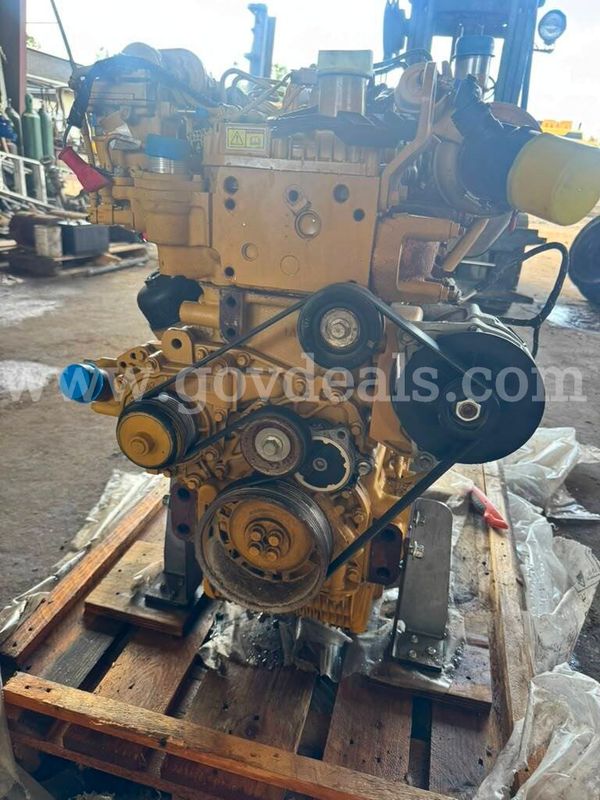 CAT C2.8 DIESEL ENGINE FITS 265 COMPACT LOADER