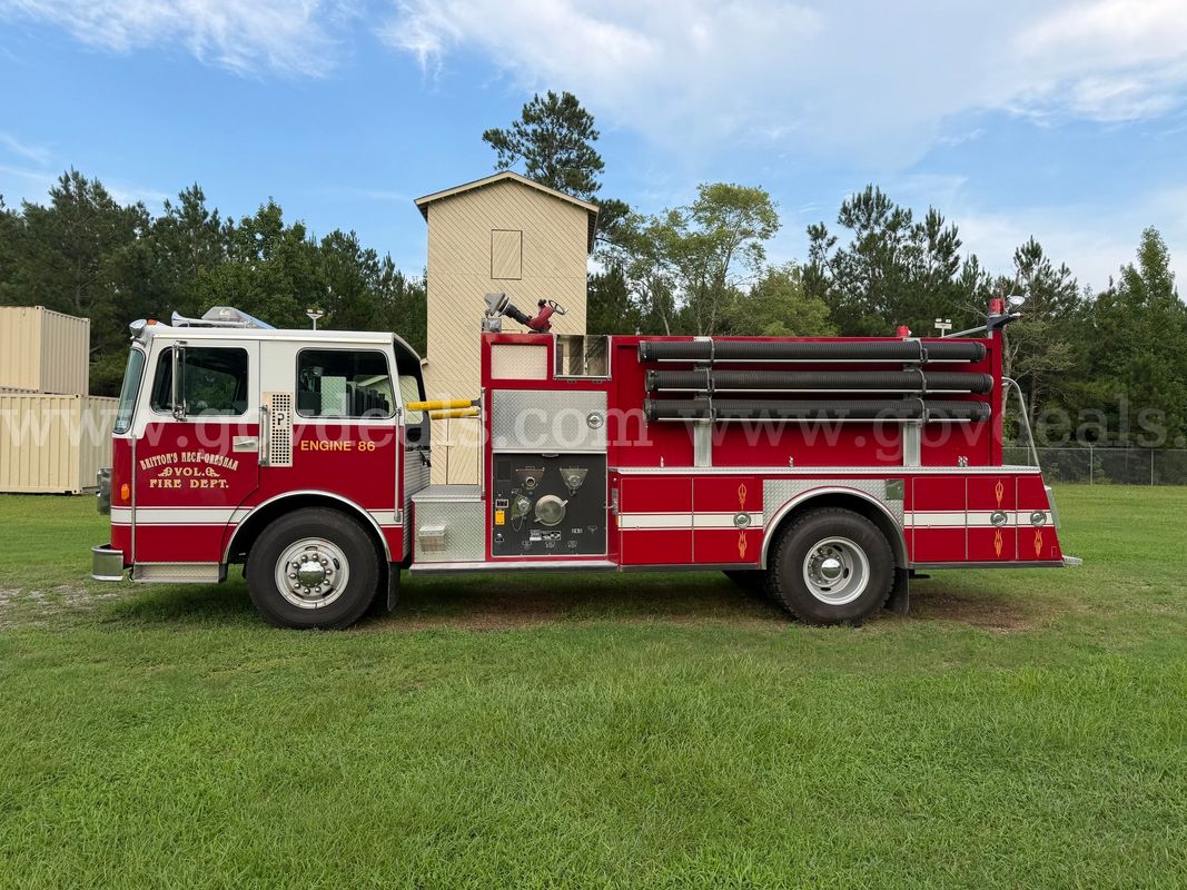 1987 PEMFAB Fire Engine - Low Hours
