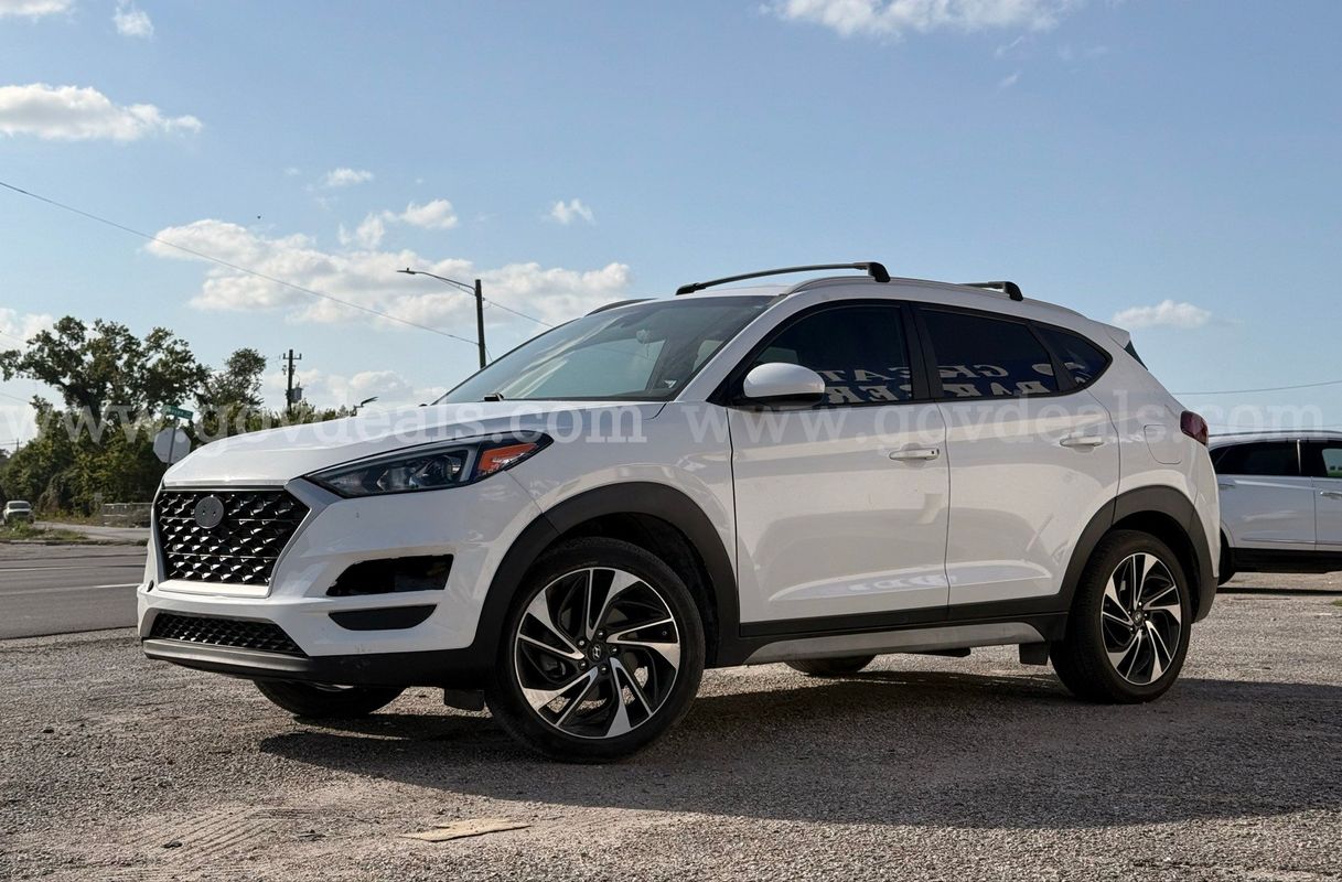 2020 Hyundai Tucson Sport **34K MILES CLEAN TITLE**