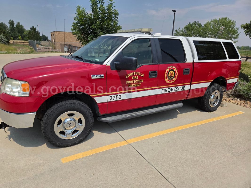 2007 Ford F-150 Crew Cab 4WD w/ Western Defender Snow Plow – 210,201 Miles