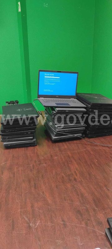 1 Lot of 100 Mix Laptops (14 Dell 3410, 9 DELL 3490, 4 DELL 3470, 4 DELL 3480 and 69 Microsoft Surface Laptop)