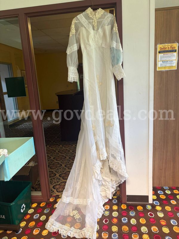 Vintage Wedding Dress