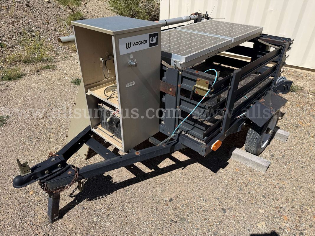 Long Chih LCI-745TC Solar Communications Repeater Trailer