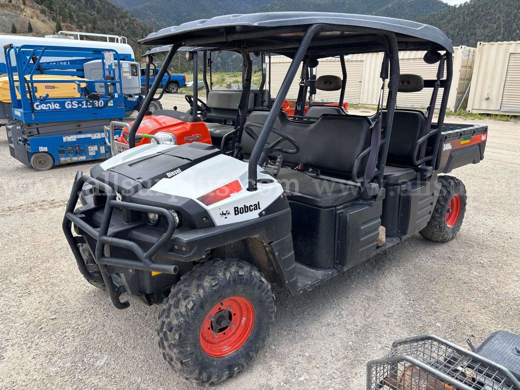 Bobcat 3400XL, 4x4 Diese,l Crew Utility Vehicle, Dump Bed
