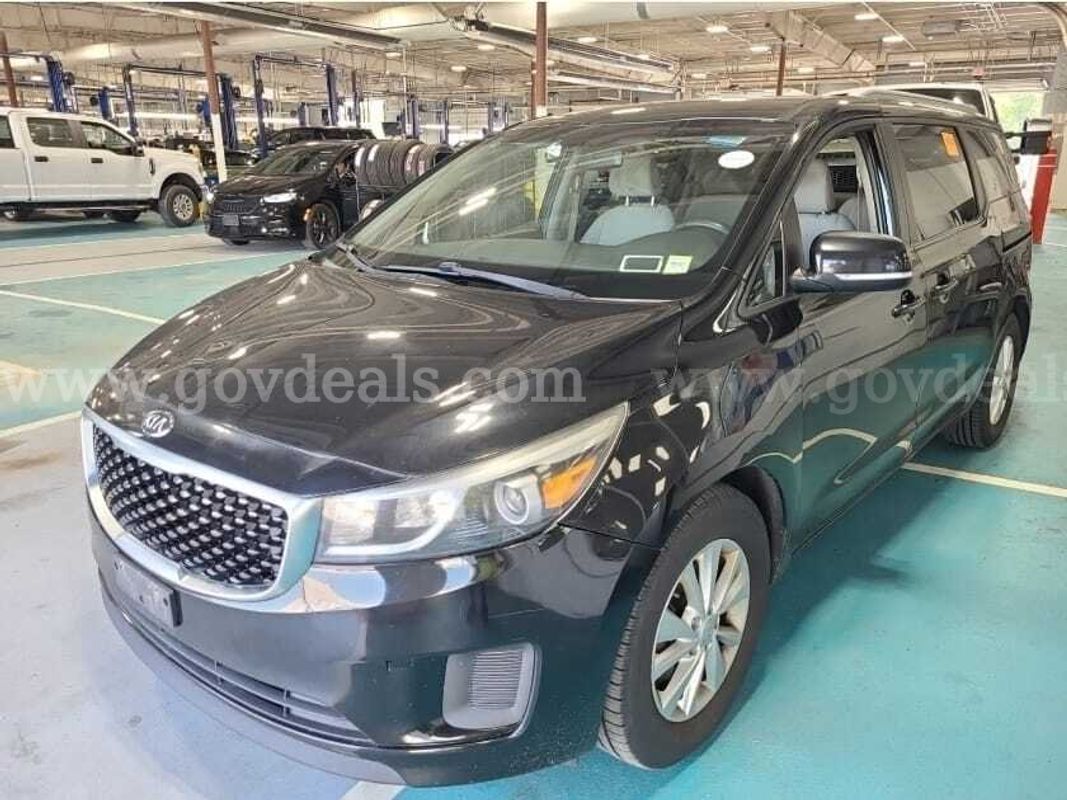 2016 Kia Sedona LX