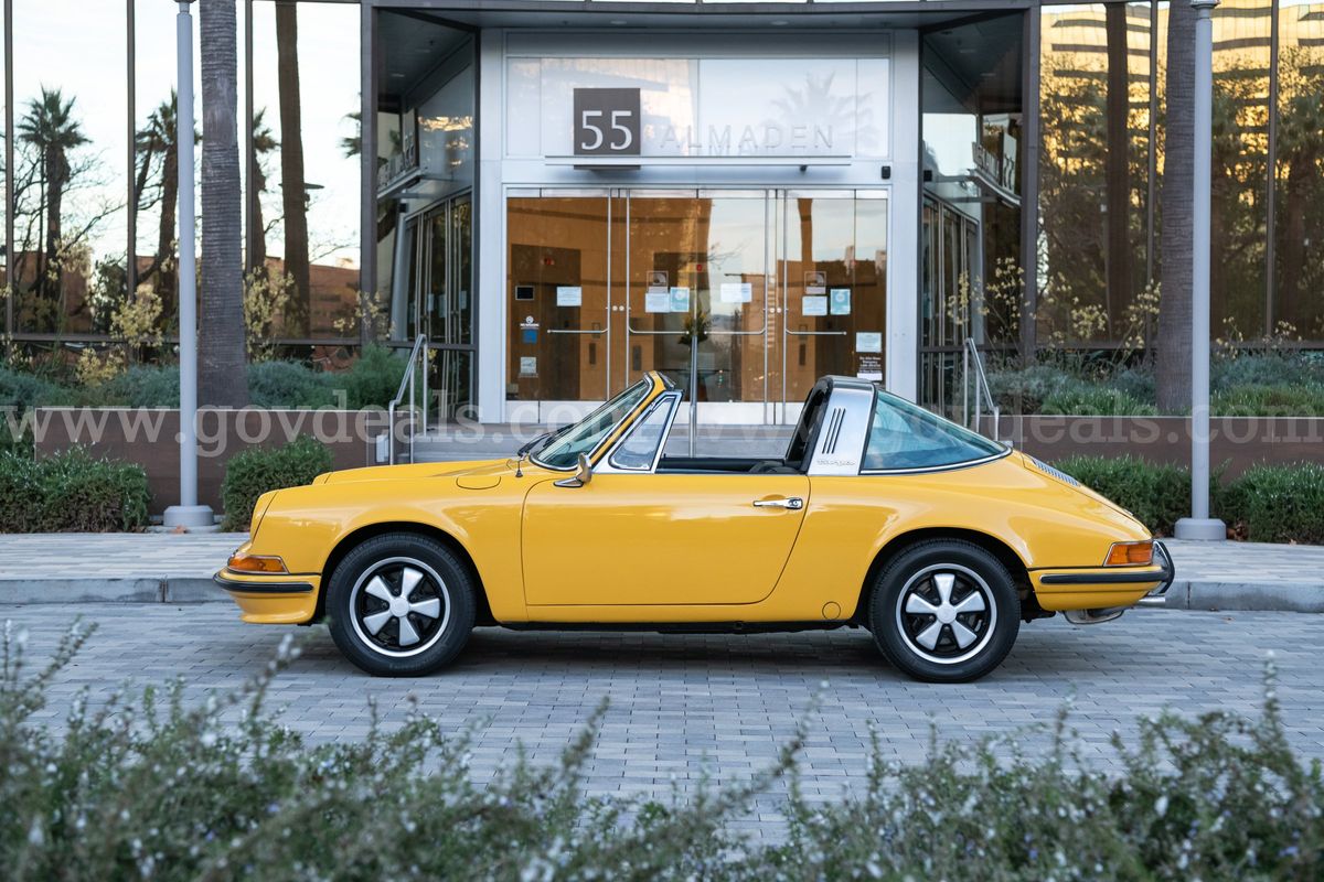 1969 Porsche 912 Targa 5-Speed