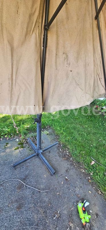 Outdoor Patio Umbrella with Stand