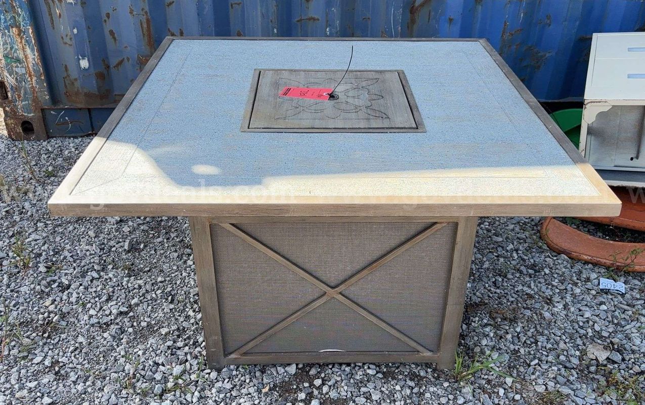 Outdoor Propane Fire Pit Table with Glass Beads