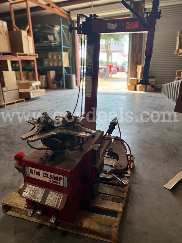 Coats Rim Clamp 5050A Pneumatic Tire Changer