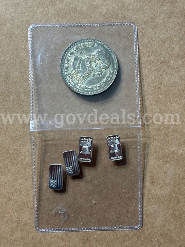 1957 un peso and 4 one gram bars .999 silver