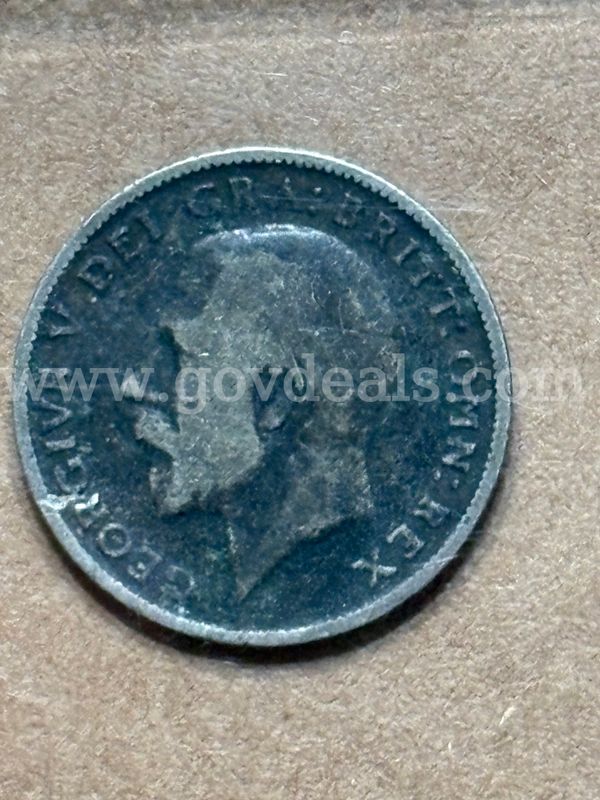1921 six pence & 1945 shilling & four 1gram .999 silver valcambi