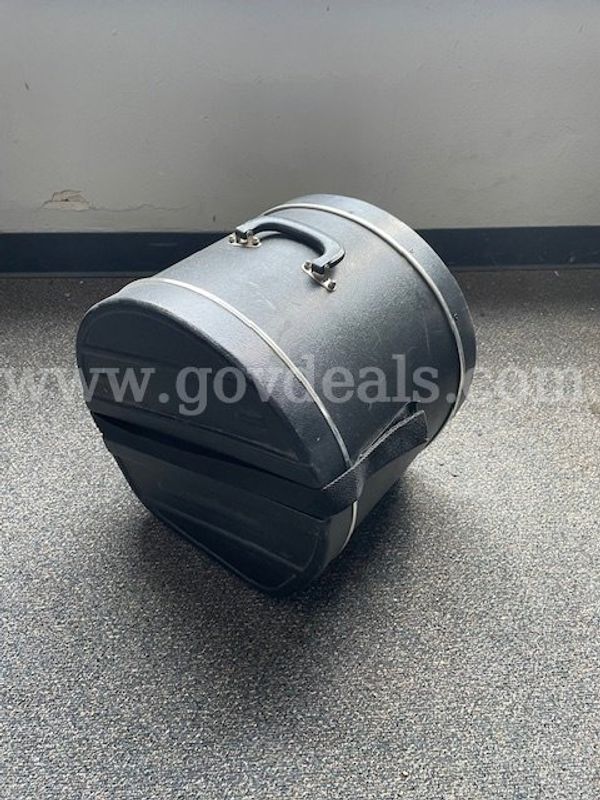 Snare drum carrying case