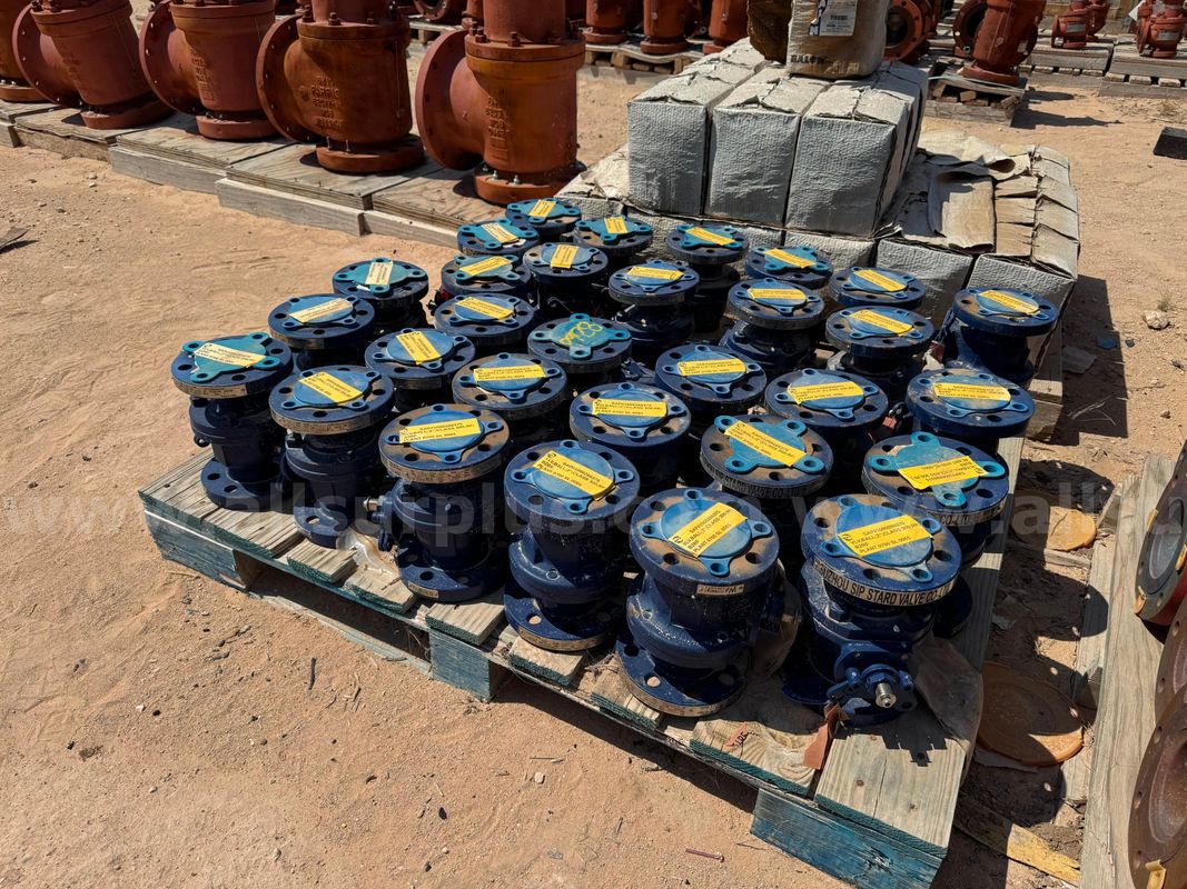 Valves, Ball and Gate, Strainers, 4in-2in, Balon, Warren, Approx. Qty 90