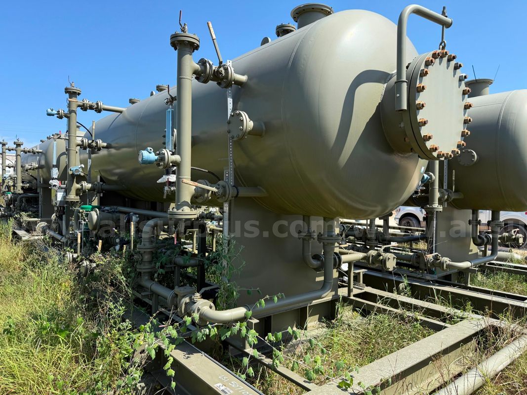Separator, Horizontal 3 Phase, 72" OD x 20'-0" S/S, 250psig, skidded with 4" Daniels Sr Meter