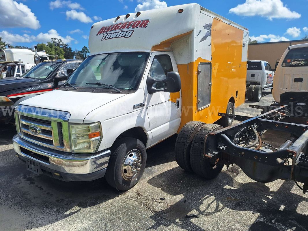 2012 Ford Econoline E-450 S/A Box Truck-Inoperable