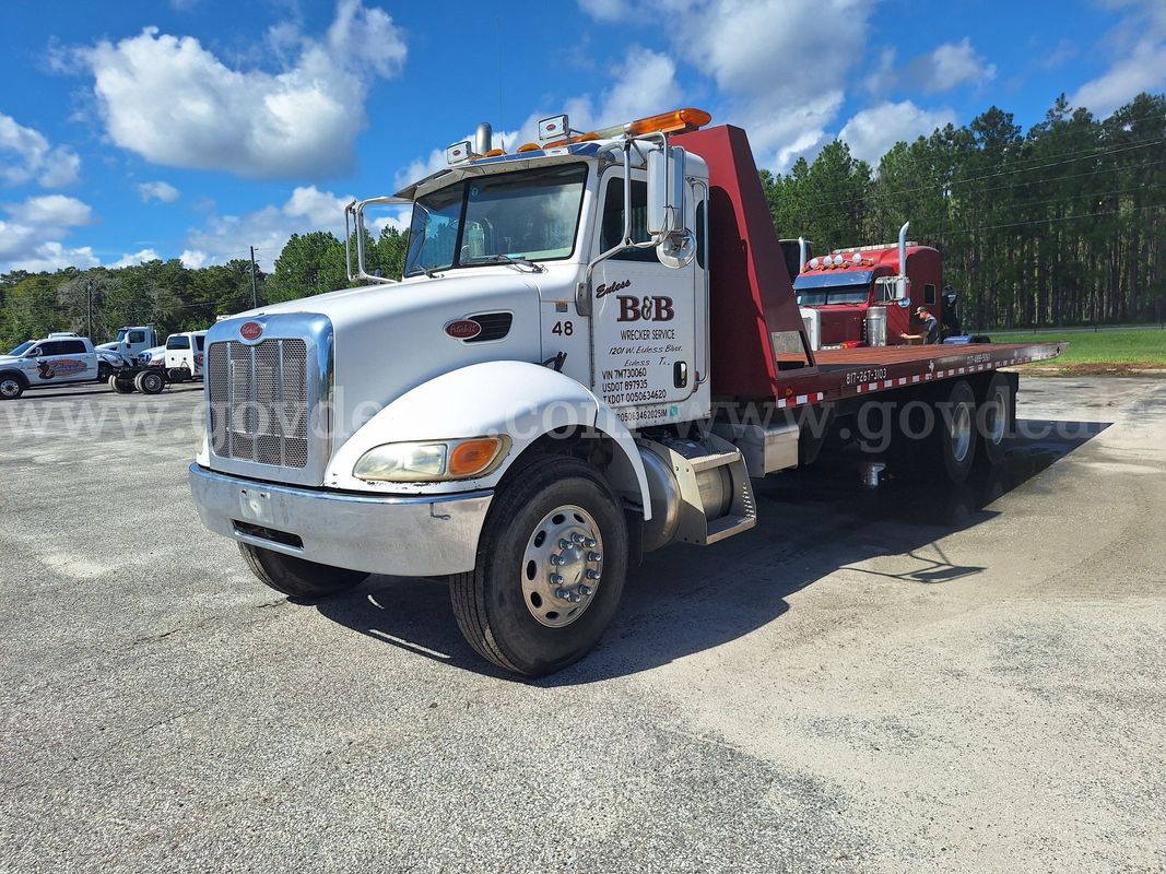 2007 Peterbilt 340 T/A Hybrid Rollback Tow Truck
