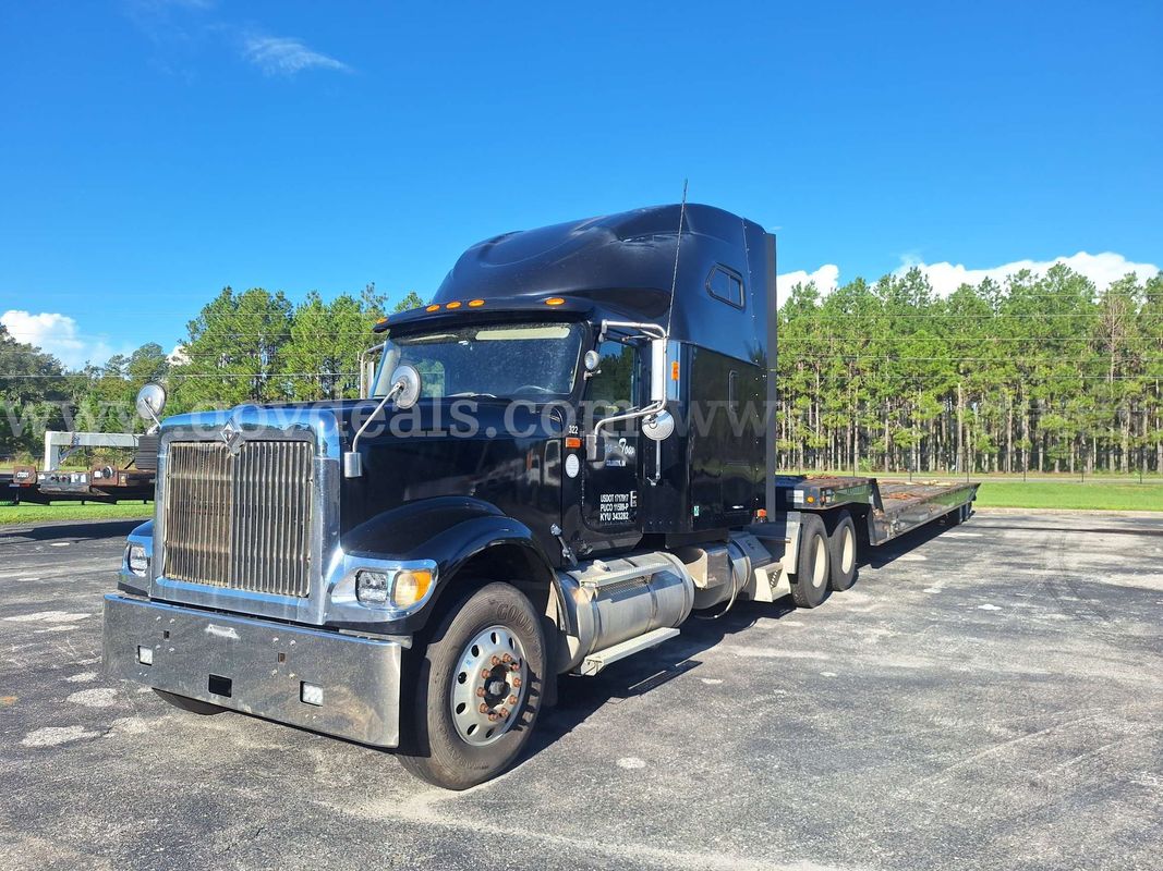 2007 International 9900i T/A Sleeper Truck Tractor