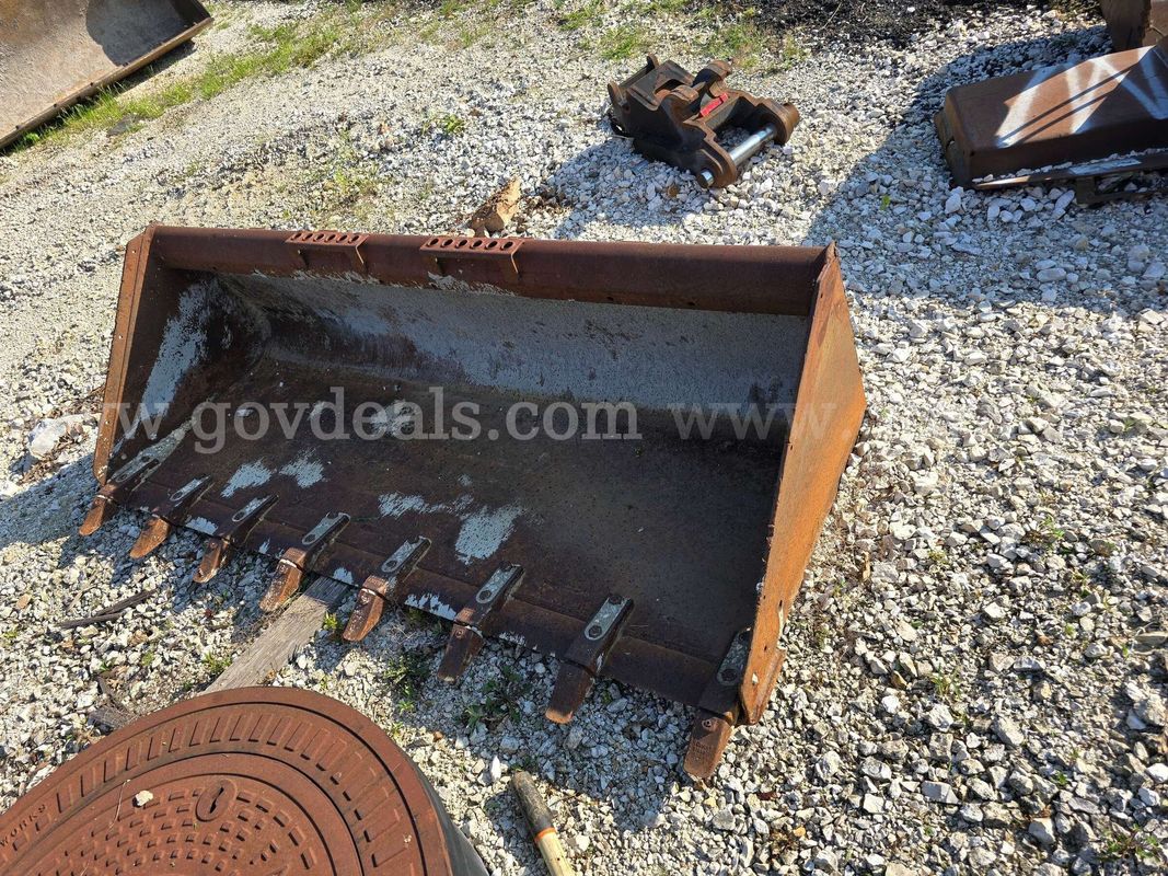 Bobcat Skid Steer Bucket