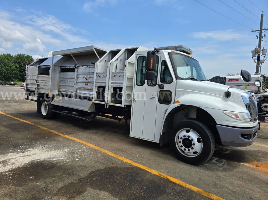 2019 International 7300 SFA #4037