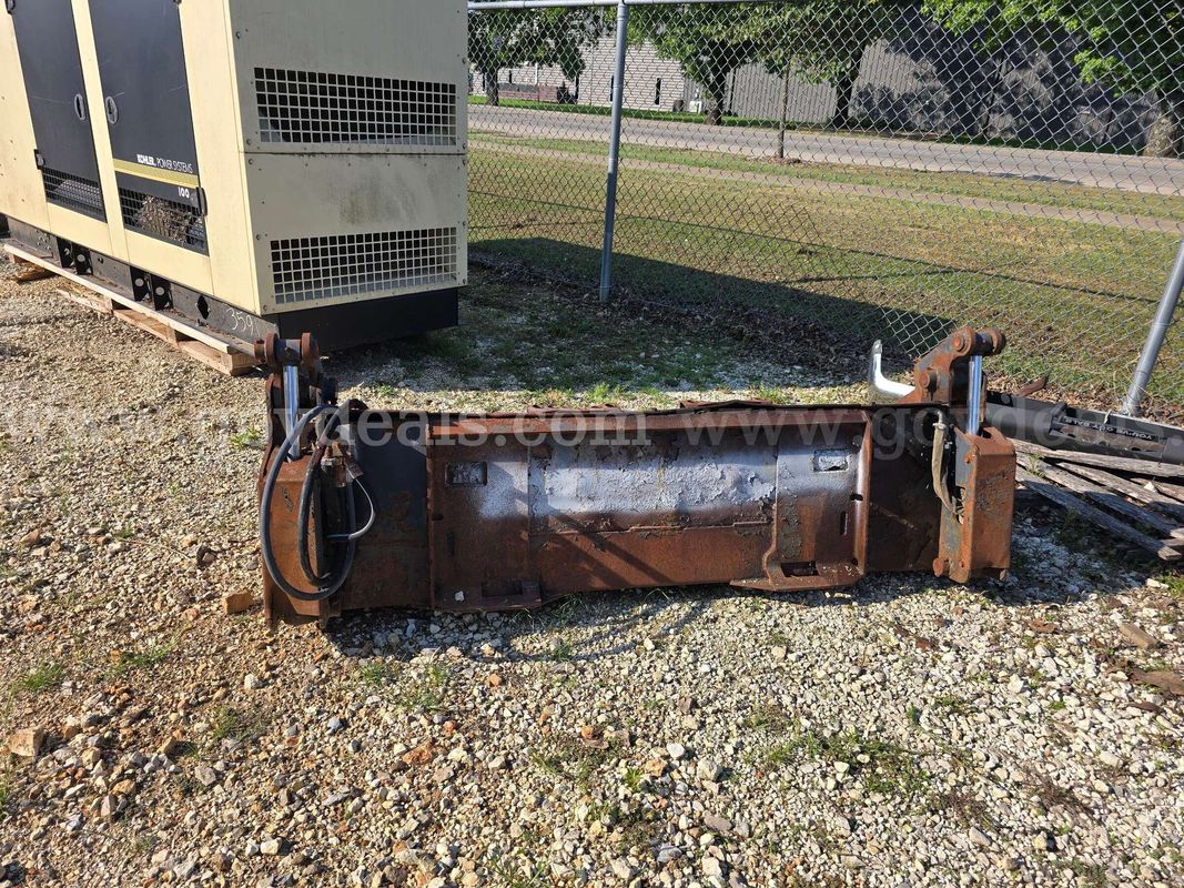 Skid Steer Clamshell Bucket