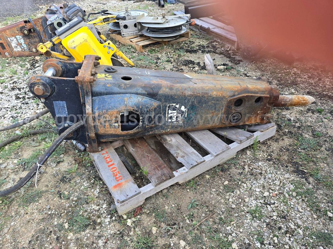 Cat H95E Hammer