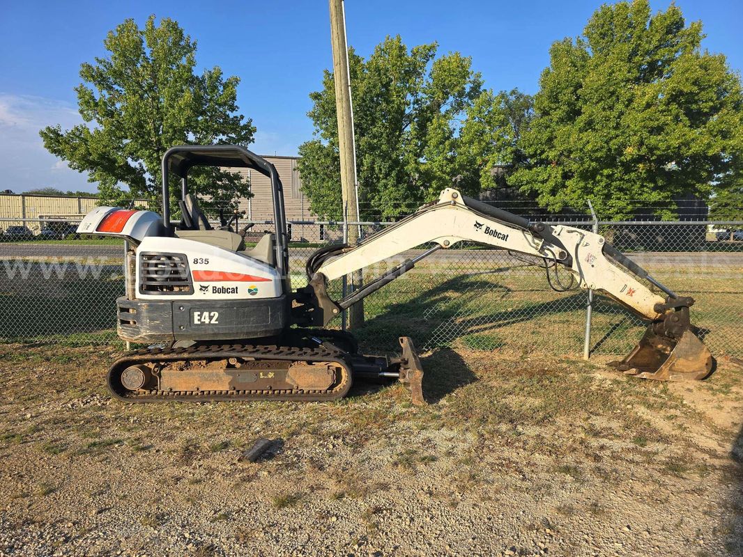 2018 Bobcat E42T4