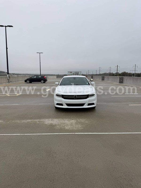 2017 Dodge Charger V6