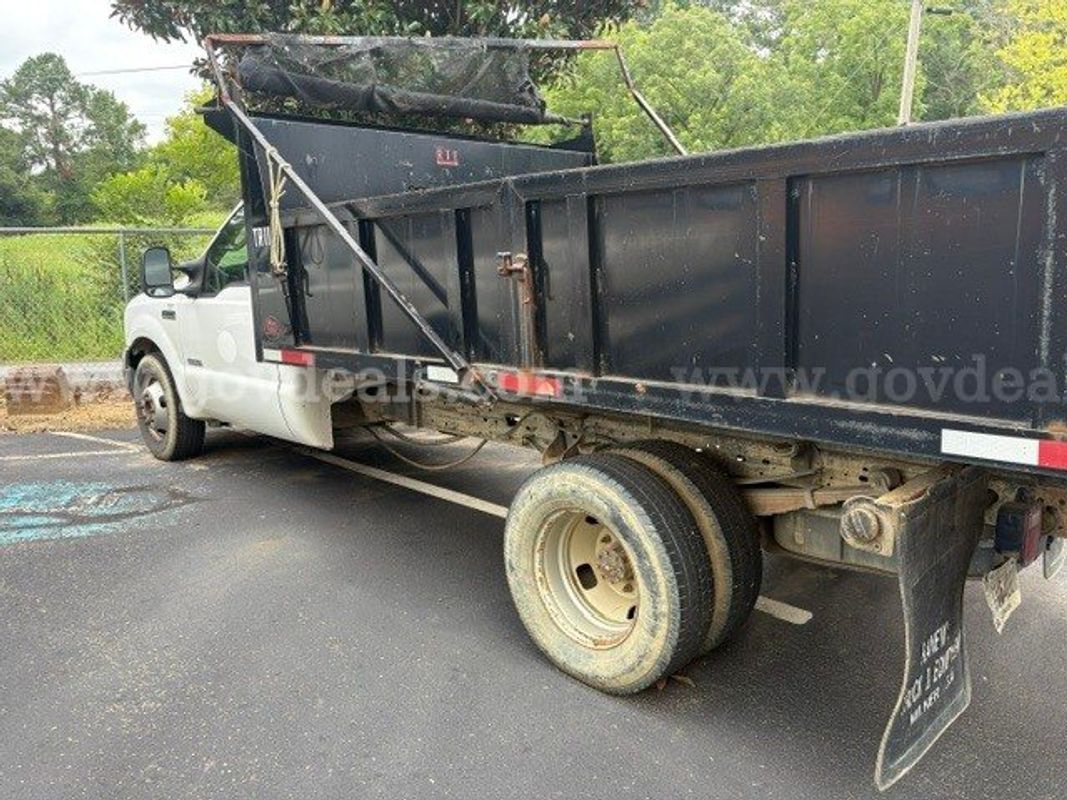 2006 Ford F-350 Dump truck
