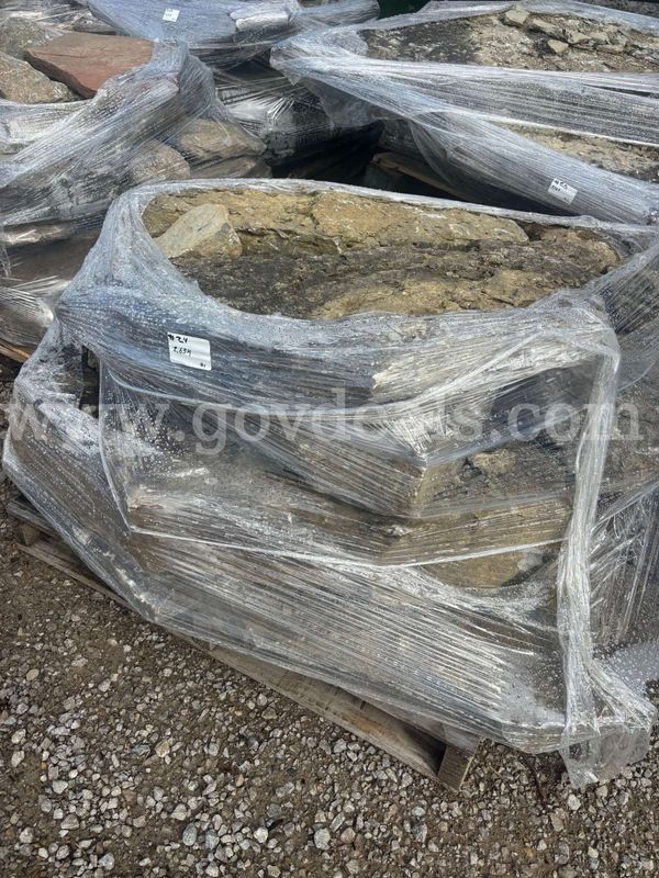 Field Stone 24