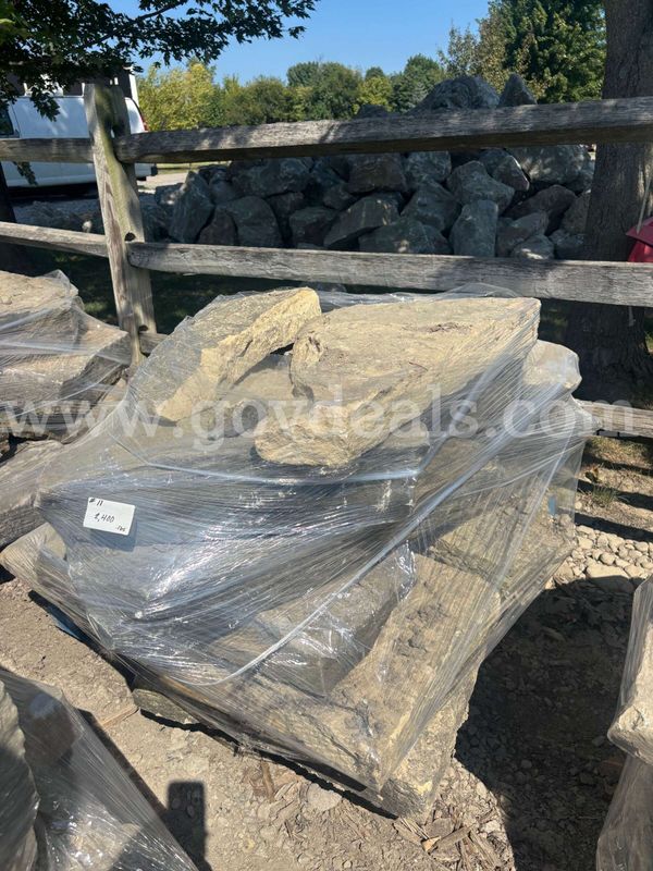 Large Field Stone Chunks #11