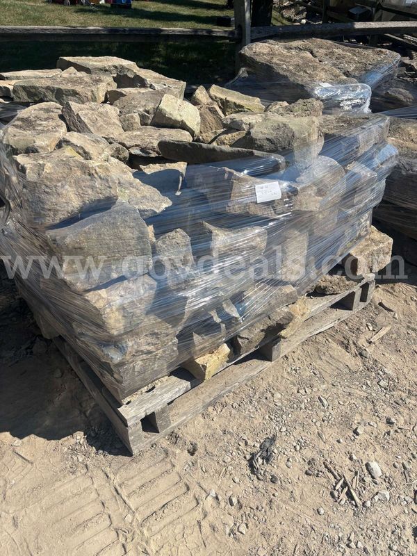 Miscellaneous Wall Stone #16