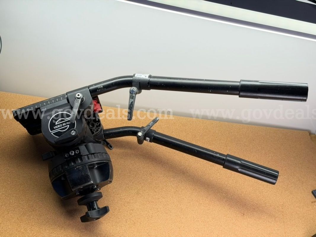 FREE SHIPPING! – Sachtler Video 60 Plus EFP Fluid Head (150mm Ball Base) - Complete with Camera plate and Pan Bars
