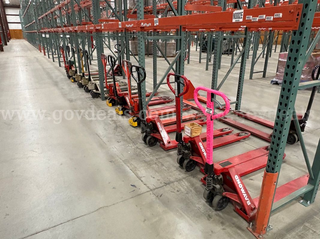 Lot of (15) Pallet Jacks